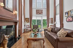 36 Stonehill Dr S, Manhasset, NY 11030 - Photo 5