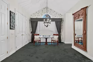 36 Stonehill Dr S, Manhasset, NY 11030 - Photo 15