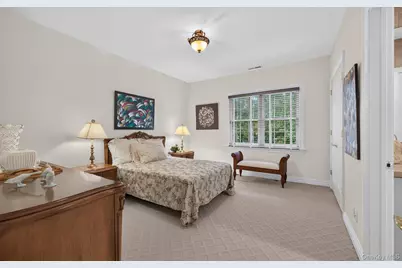 36 Stone Hill Drive S, Manhasset, NY 11030 - Photo 25