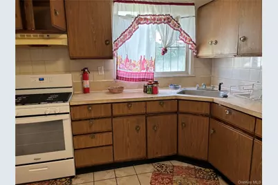 31-43 101 Street #2fl, East Elmhurst, NY 11369 - Photo 5