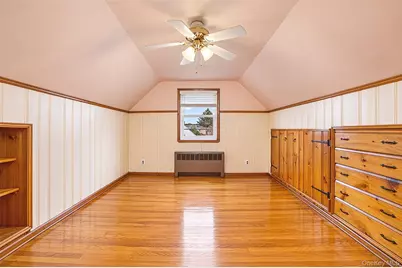 711 Covert Avenue, New Hyde Park, NY 11040 - Photo 15