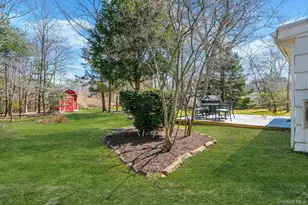 223 Connetquot Rd, Bayport, NY 11705 - Photo 7