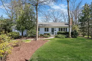 223 Connetquot Rd, Bayport, NY 11705 - Photo 5