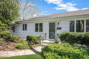 223 Connetquot Rd, Bayport, NY 11705 - Photo 3