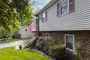 5 Nickolaus Ln, Nanuet, NY 10954 - Photo 3
