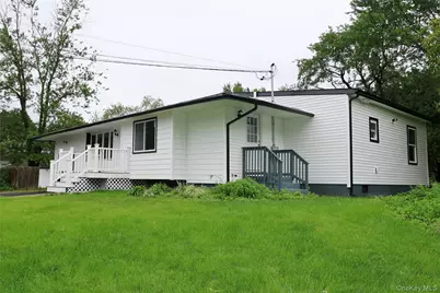 1537 Agate Street, Bay Shore, NY 11706 - Photo 37