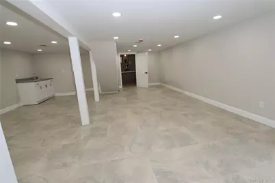 1537 Agate Street, Bay Shore, NY 11706 - Photo 29