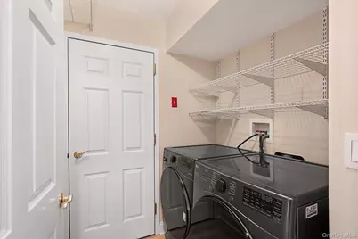 991 Madeira Boulevard, Melville, NY 11747 - Photo 7