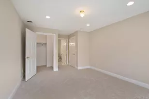 991 Madeira Blvd, Melville, NY 11747 - Photo 9