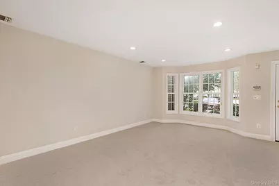 991 Madeira Boulevard, Melville, NY 11747 - Photo 3