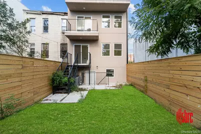 1116 Blake Avenue, Brooklyn, NY 11208 - Photo 39