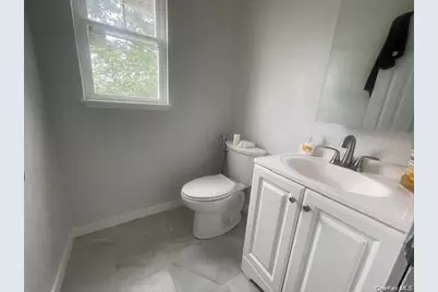 428 Americus Avenue, Patchogue, NY 11772 - Photo 9