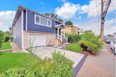 77 Roquette Avenue, Elmont, NY 11003 - Photo 3