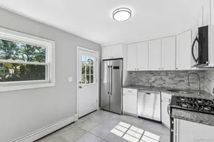 4 Patton St, Brentwood, NY 11717 - Photo 9