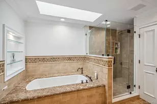10 Pond View Ct, Jericho, NY 11753 - Photo 25
