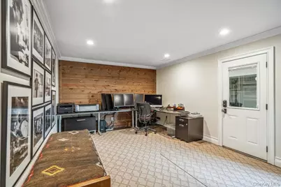 10 Pond View Court, Jericho, NY 11753 - Photo 17
