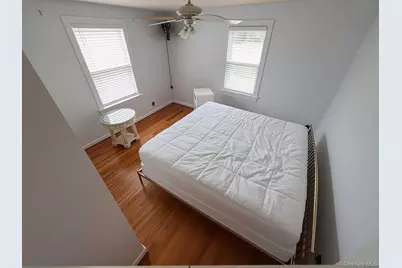116 Carleton Avenue, Islip Terrace, NY 11752 - Photo 11
