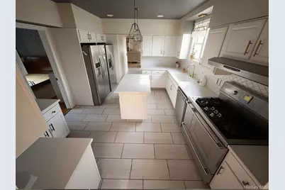 116 Carleton Avenue, Islip Terrace, NY 11752 - Photo 3