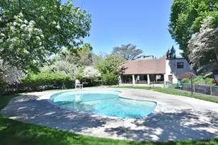 172 Locust Ln, Irvington, NY 10533 - Photo 33