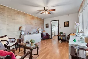 125 1st St, Brentwood, NY 11717 - Photo 5