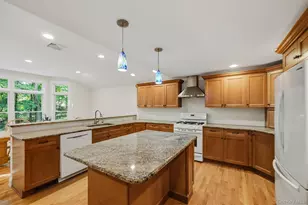 33 Short Hill Rd, New City, NY 10956 - Photo 5
