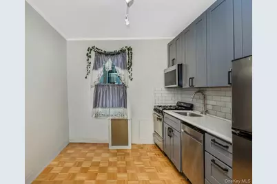 78-22 79th Lane, Glendale, NY 11385 - Photo 17