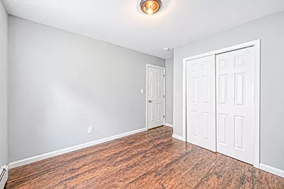 95 W Bartlett Road, Middle Island, NY 11953 - Photo 25