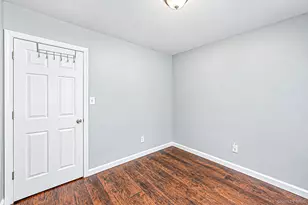 95 W Bartlett Rd, Middle Island, NY 11953 - Photo 21