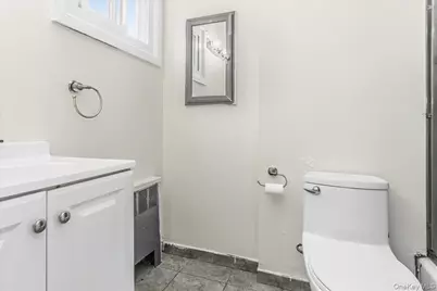 30 Jay Street, Hicksville, NY 11801 - Photo 15