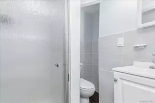30 Jay St, Hicksville, NY 11801 - Photo 21