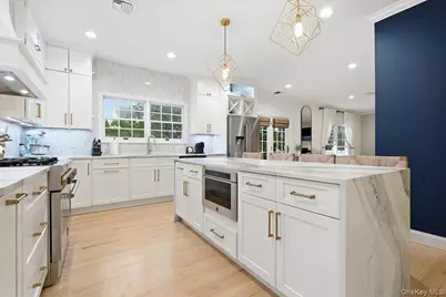 151 Monroe Street, Massapequa Park, NY 11762 - Photo 11
