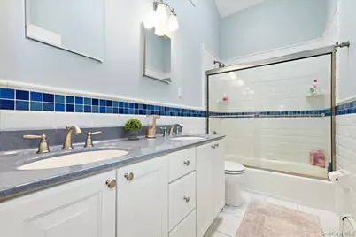 151 Monroe Street, Massapequa Park, NY 11762 - Photo 31