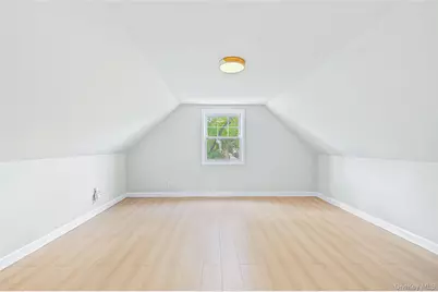 16363 20th Avenue, Whitestone, NY 11357 - Photo 15