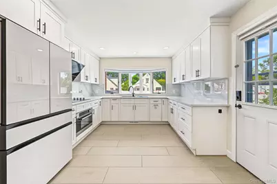 16363 20th Avenue, Whitestone, NY 11357 - Photo 9
