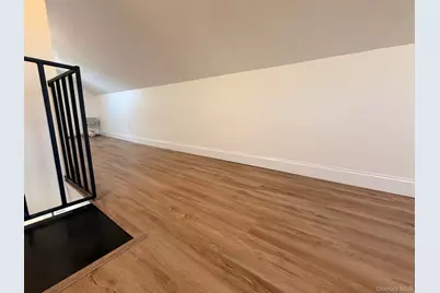 8 Michel Avenue, Farmingdale, NY 11735 - Photo 25
