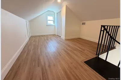 8 Michel Avenue, Farmingdale, NY 11735 - Photo 31