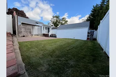 8 Michel Avenue, Farmingdale, NY 11735 - Photo 41