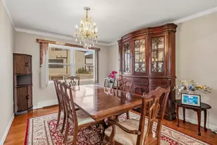 8 Carl Ct, Spring Valley, NY 10977 - Photo 9