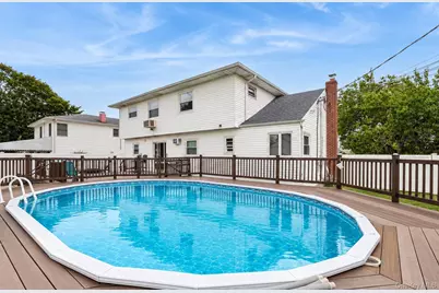31 E June Street, Lindenhurst, NY 11757 - Photo 31