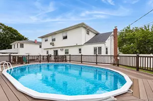 31 E June St, Lindenhurst, NY 11757 - Photo 31