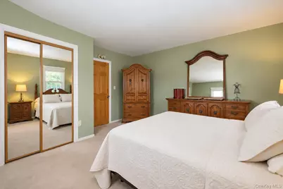 34 Chapel Lane, Levittown, NY 11756 - Photo 9