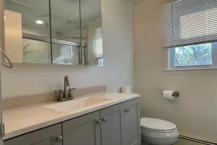 11 Gabriel Pl, Glen Cove, NY 11542 - Photo 13