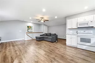 248 Bayview Ave, Amityville, NY 11701 - Photo 3