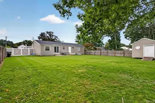 368 Randall Rd, Ridge, NY 11961 - Photo 19
