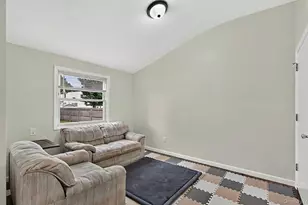 368 Randall Rd, Ridge, NY 11961 - Photo 11
