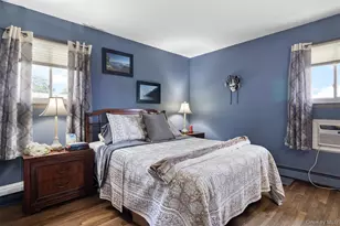 121 W Lake Dr, Lindenhurst, NY 11757 - Photo 15