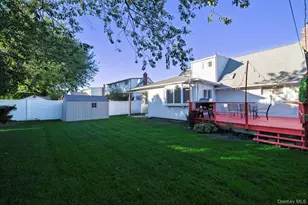 2066 Seaford Ave, Seaford, NY 11783 - Photo 27