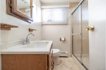 2066 Seaford Avenue, Seaford, NY 11783 - Photo 23