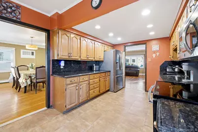 2066 Seaford Avenue, Seaford, NY 11783 - Photo 13