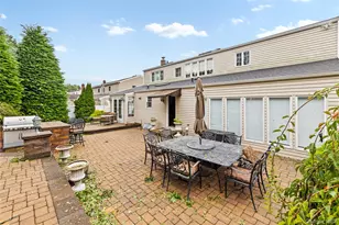 32 Glenmere Ln, Commack, NY 11725 - Photo 21